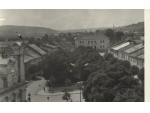 Staršia fotka námestia