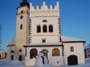 Zvonica a farský kostol